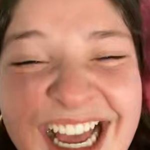 Meet your Posher, Kara